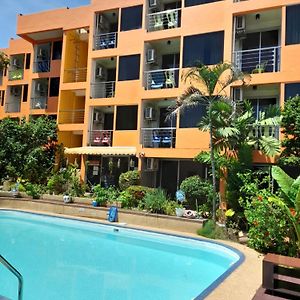 Le Tong Beach Hotel